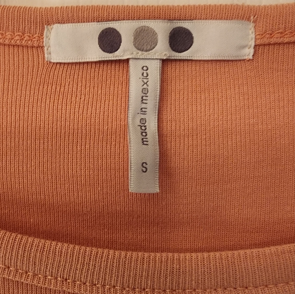 Three Dots Long Sleeve Scoopneck Top in orange Size SM - Picture 9 of 9